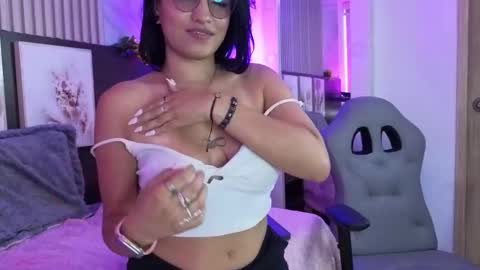 nicky_as online show from 02/13/26, 08:49