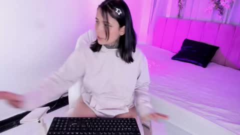 nicky_bonny18 online show from 03/04/26, 12:44