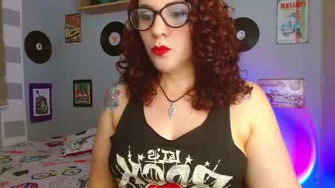 lucy online show from 02/12/25, 02:56