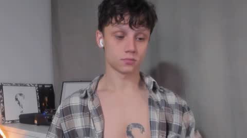 Nicky Neal online show from 12/06/24, 01:40