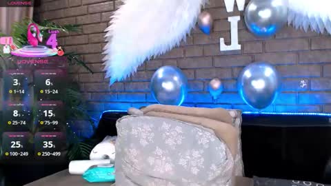 Today is my 41st birthday  And in 2 hours Im waiting for you on the stream Stock up on tokens and a good mood Nicky online show from 02/15/26, 02:03