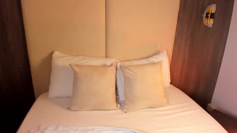 Nicky  online show from 02/10/26, 02:37