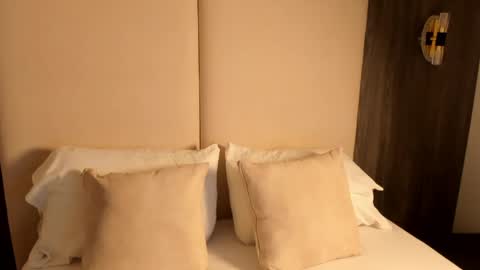 Nicky  online show from 03/25/26, 02:39