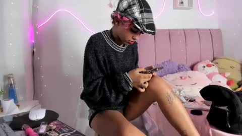 Snapshot of nicky_teem chatting on 06/06/26, 08:19 nicky_teem online show from 06/06/26, 08:19