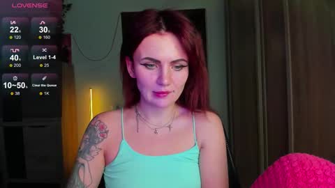 Nicky Weekends online show from 09/20/25, 01:28