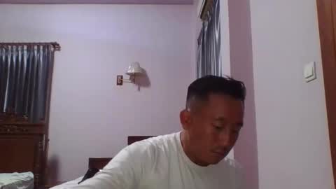 nickyang75 online show from 10/11/25, 08:51