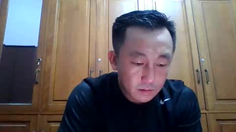 nickyang75 online show from 10/23/25, 07:34