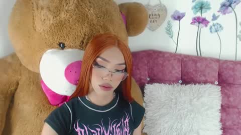 Nicky online show from 02/12/25, 09:43