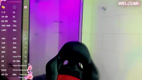 Nicky online show from 10/25/25, 03:47