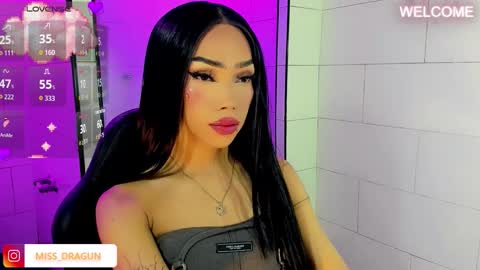 Nicky online show from 11/05/25, 02:44