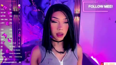 Snapshot of nickynoa chatting on 04/25/26, 08:39 Nicky online show from 04/25/26, 08:39