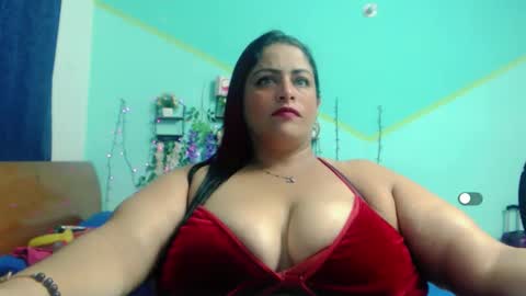 nickyribeiro online show from 11/03/25, 04:58
