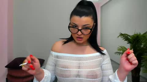 NickyStarr7 online show from 04/29/26, 07:09