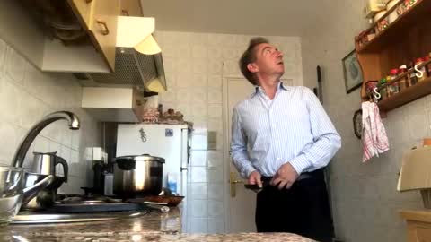 Nico online show from 11/28/25, 02:20