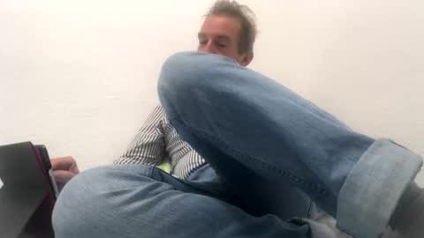 Nico online show from 12/03/25, 07:23