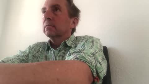 Snapshot of nico181969 chatting on 04/27/26, 06:39 Nico online show from 04/27/26, 06:39