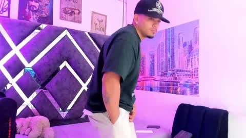 nico_blaze7 online show from 03/07/26, 12:24