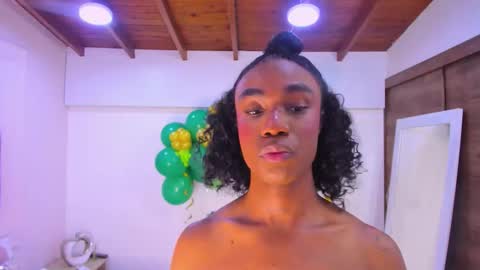 nico_dior online show from 03/18/26, 04:04