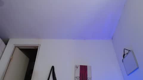 Snapshot of nico_hoot chatting on 01/10/25, 09:55 sammy hoot online show from 01/10/25, 09:55