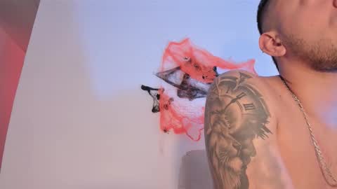 Nicolas online show from 11/02/25, 12:51