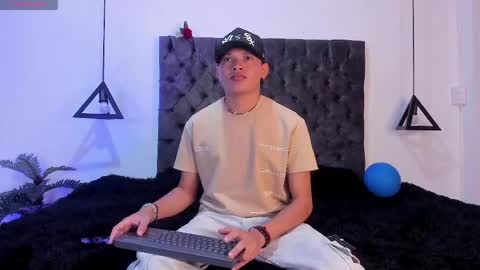 nico_saint_ online show from 05/28/26, 11:40