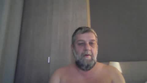Snapshot of nicodon chatting on 10/29/25, 10:11 nicodon online show from 10/29/25, 10:11