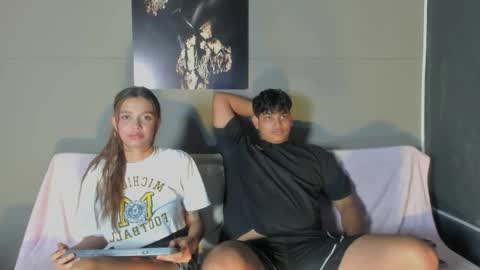 nicol_and_thiago_212 online show from 03/26/26, 08:36