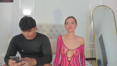 Snapshot of nicol_and_thiago_212 chatting on 05/21/26, 09:33 nicol_and_thiago_212 online show from 05/21/26, 09:33