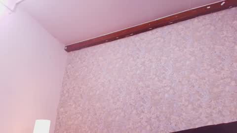 Nicol online show from 09/28/25, 07:08