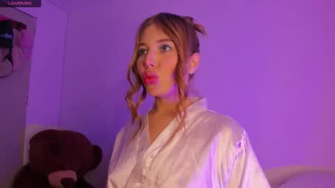 Nicol Gw online show from 01/12/26, 05:34