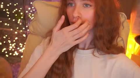 Nicol Moonn online show from 03/10/26, 02:33