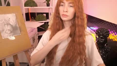 Nicol Moonn online show from 04/03/26, 07:56