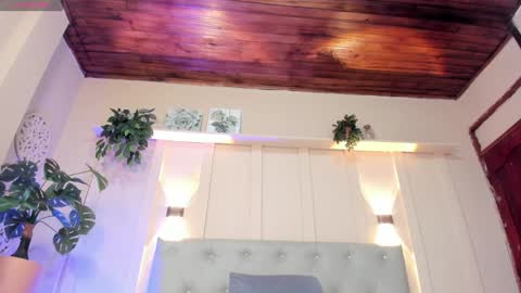 Your baby Nicol  online show from 12/17/24, 01:16