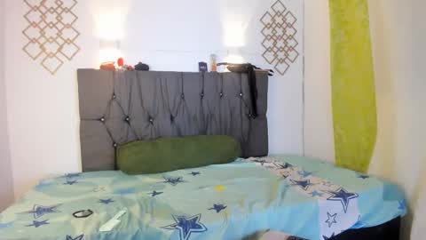 Nicol online show from 02/23/25, 03:45