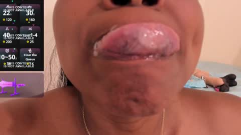 Nicol Villa online show from 12/11/24, 09:23