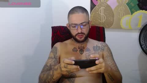 nicolas online show from 02/18/25, 03:10