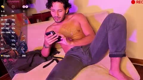 nicolasrodrii online show from 12/22/24, 03:11