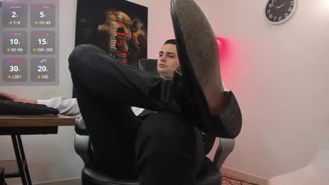 Nicolas Fellener online show from 10/20/25, 03:51