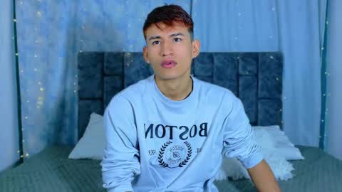 nicolastorres__ online show from 03/23/26, 04:27