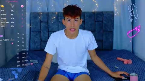 nicolastorres__ online show from 04/13/26, 08:53