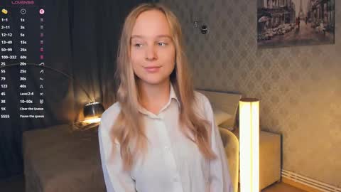 Nicoletta online show from 10/31/25, 05:03