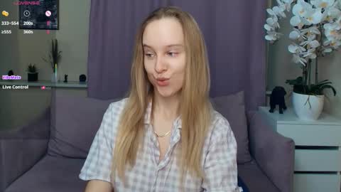 Nicoletta online show from 03/20/26, 06:57