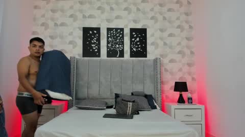 Nicole  Adam online show from 01/06/25, 09:54