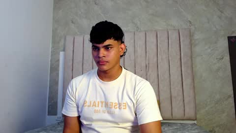 Snapshot of nicole_and_thiago chatting on 02/09/25, 02:06 nicole_and_thiago online show from 02/09/25, 02:06