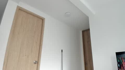 nicole_and_thiago1 online show from 01/10/26, 02:08