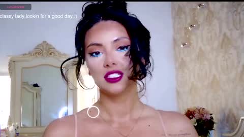 nicole online show from 04/17/26, 07:06