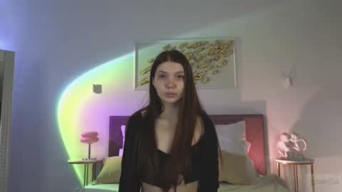 Nicole online show from 10/29/25, 09:16