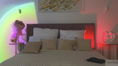 Nicole online show from 02/06/26, 09:18