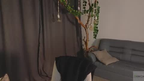 Nicole online show from 06/12/26, 08:52
