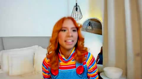 Snapshot of nicole_brown1126 chatting on 06/30/26, 03:51 nicole_brown1126 online show from 06/30/26, 03:51